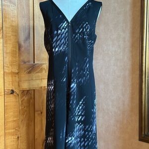 T Tahari Black Sleeveless V-Neck Midi Dress with Zip Front